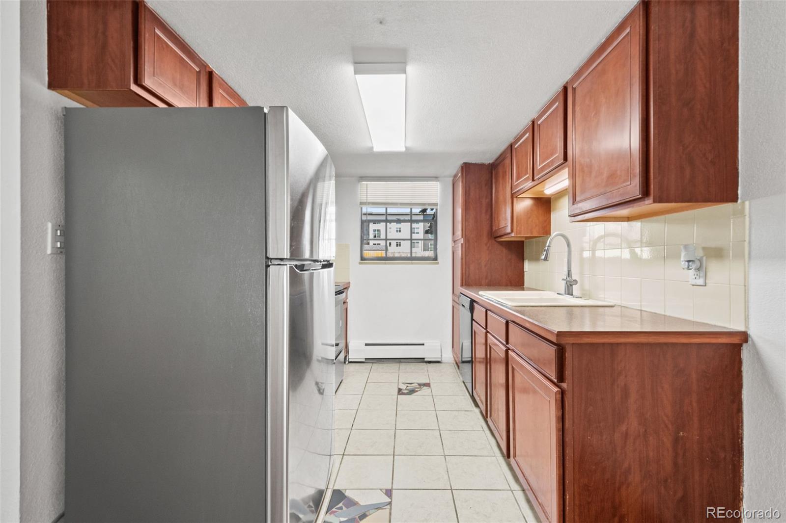 MLS Image #10 for 1021  carr street,lakewood, Colorado