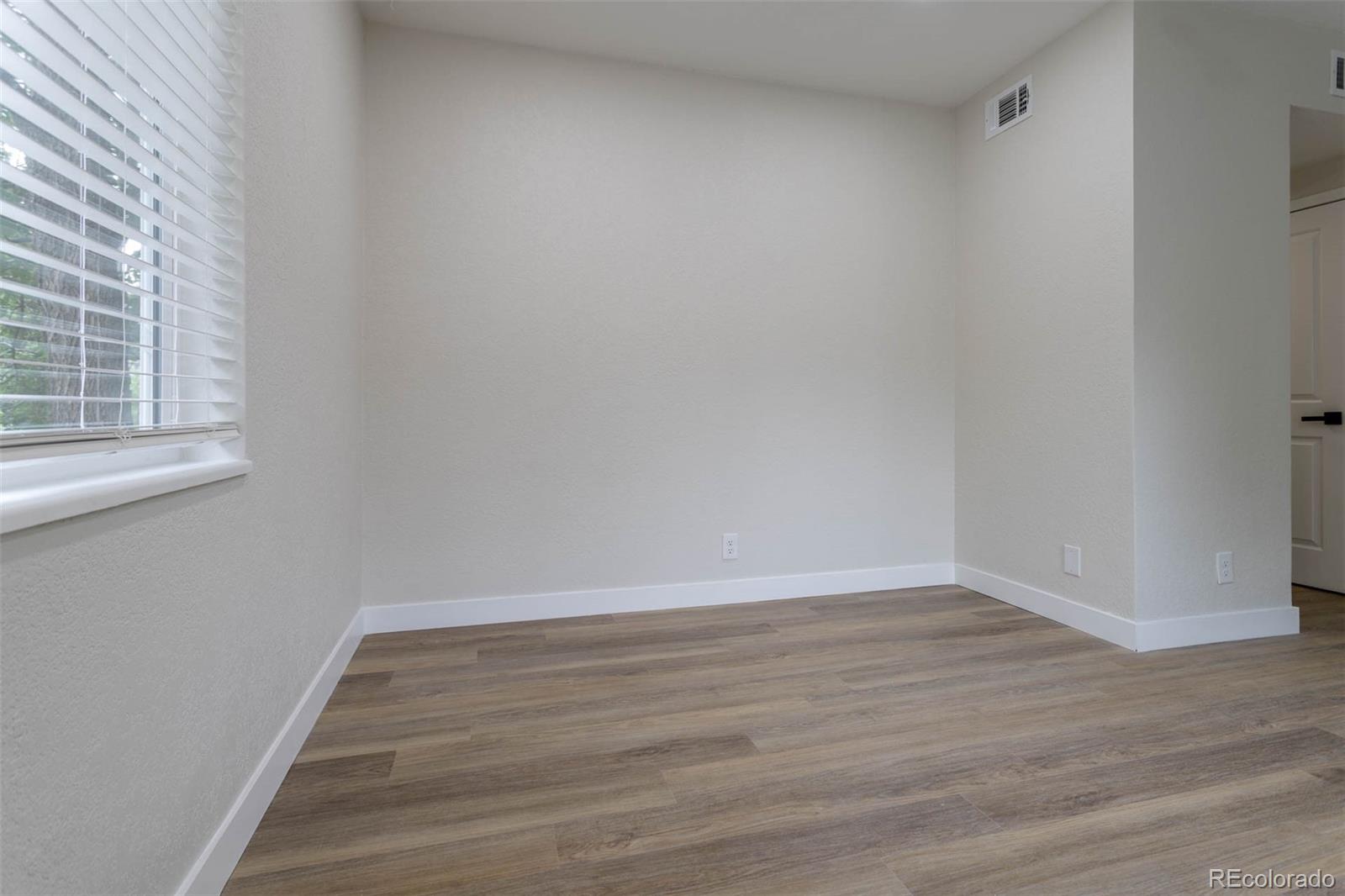 MLS Image #4 for 2442 n ogden street,denver, Colorado