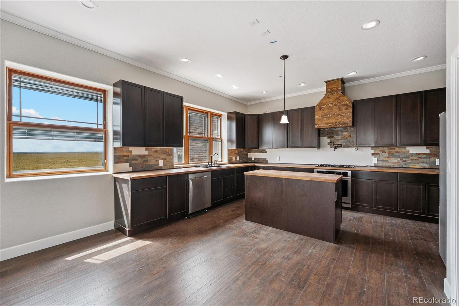 MLS Image #5 for 2105  timberlake road,byers, Colorado
