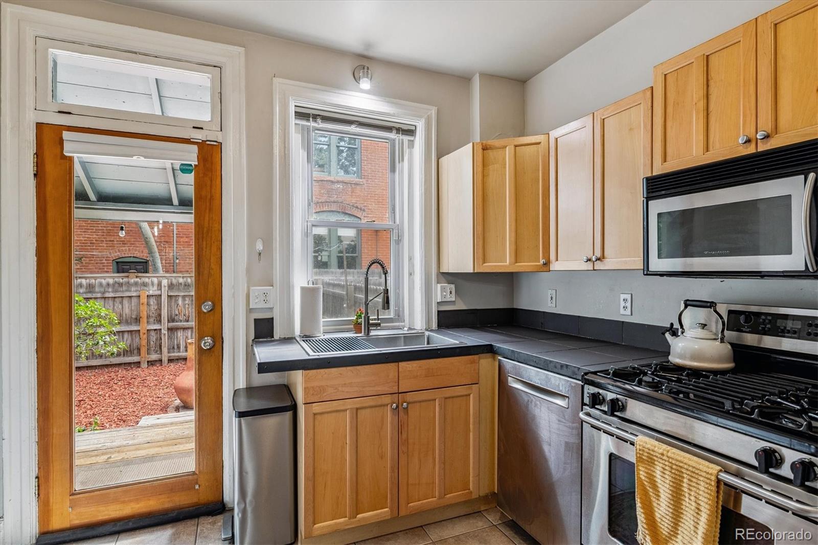 MLS Image #12 for 1906 e 17th avenue,denver, Colorado