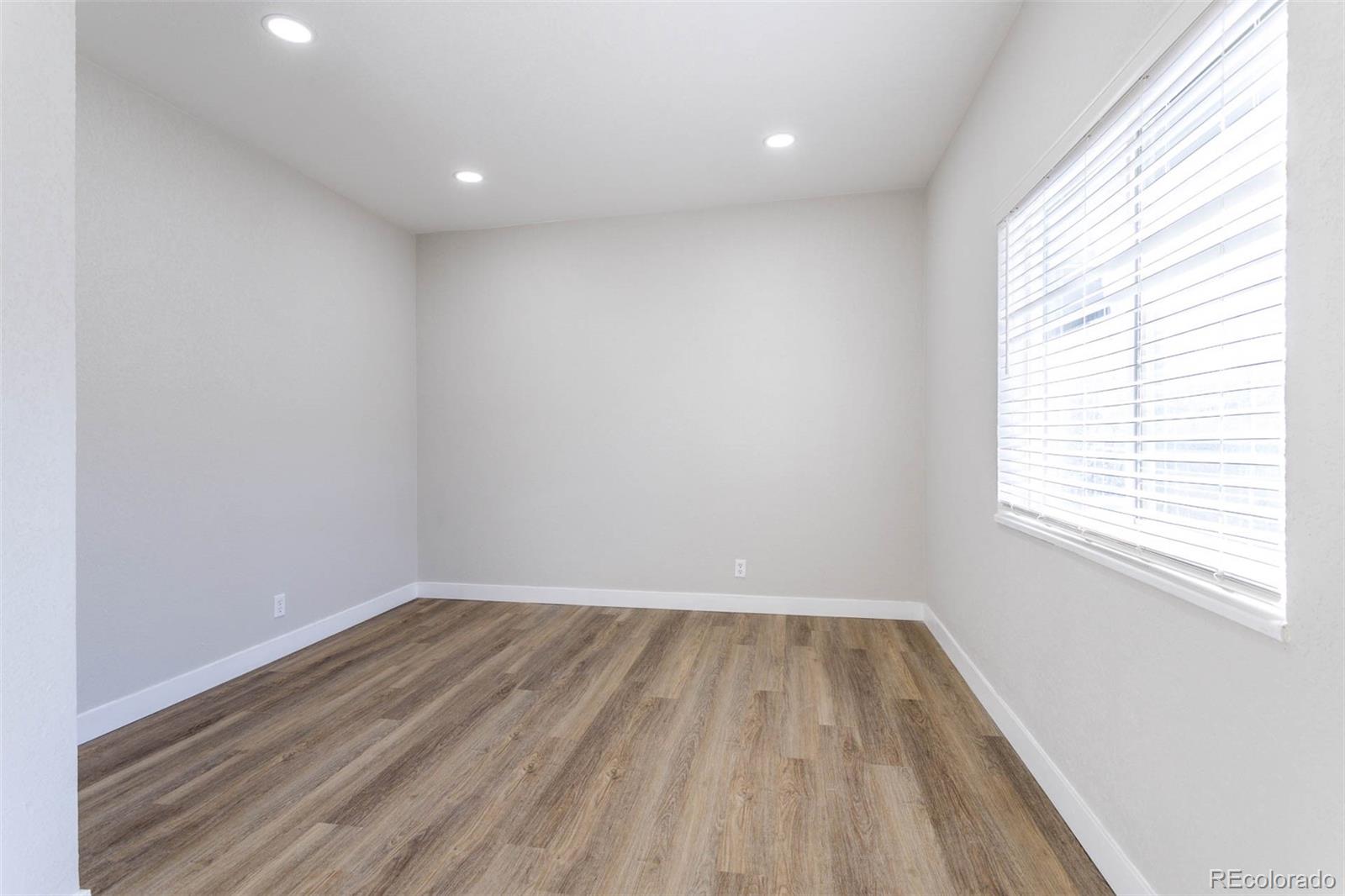 MLS Image #3 for 2446 n ogden street,denver, Colorado