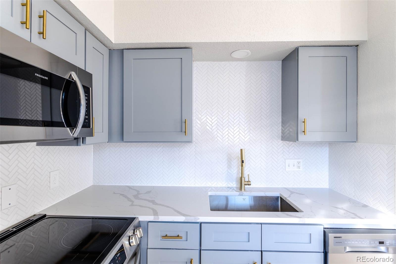 MLS Image #7 for 2446 n ogden street,denver, Colorado