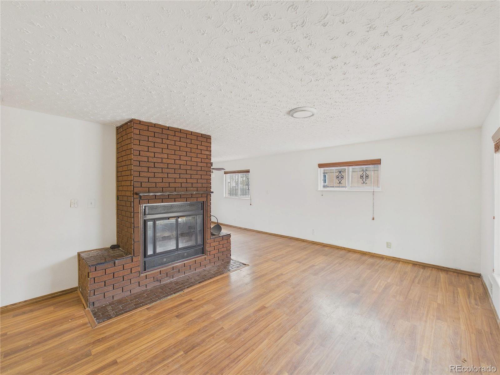 MLS Image #5 for 1350  scranton street,aurora, Colorado