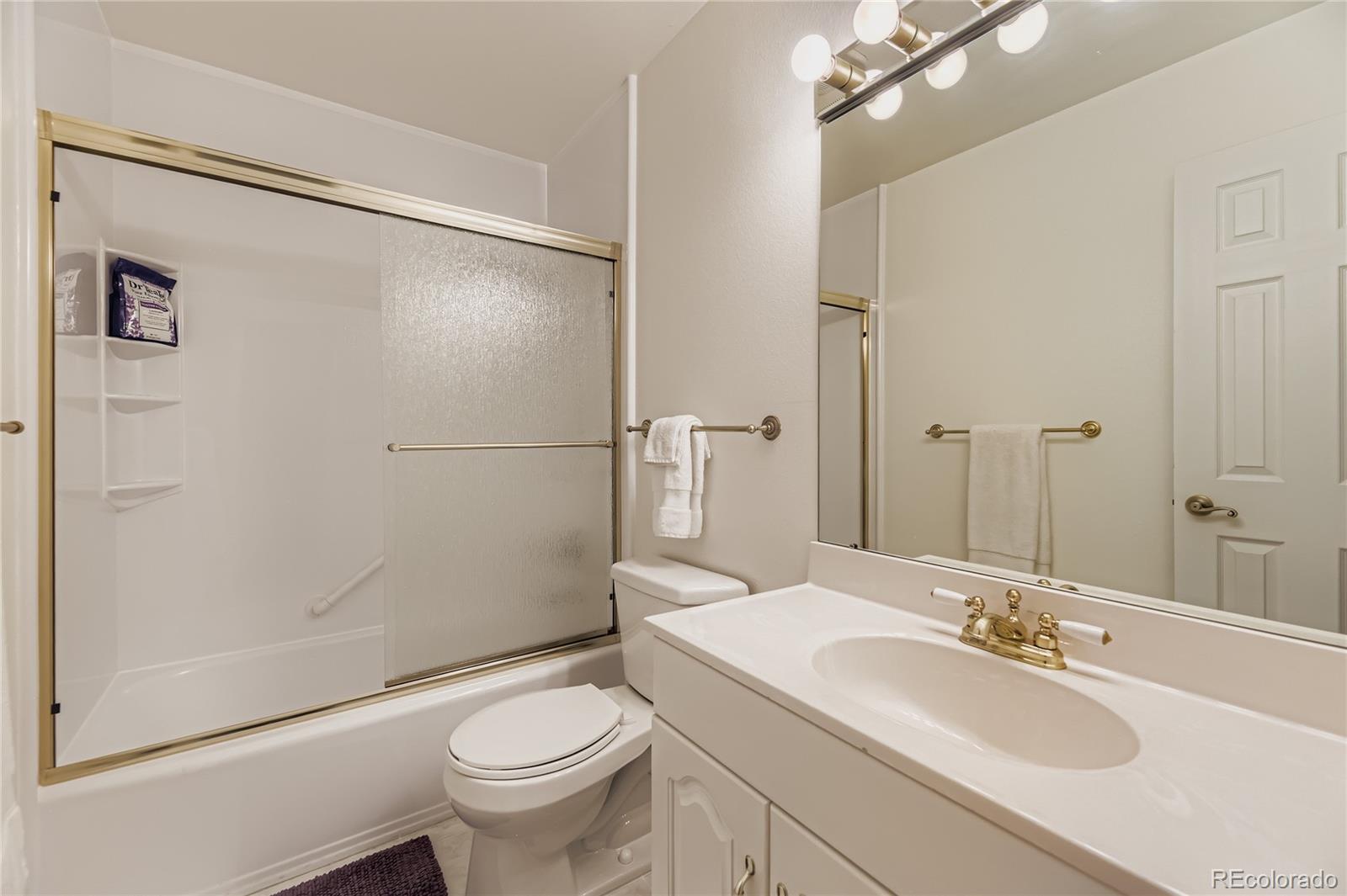 MLS Image #15 for 9089 e nassau avenue,denver, Colorado