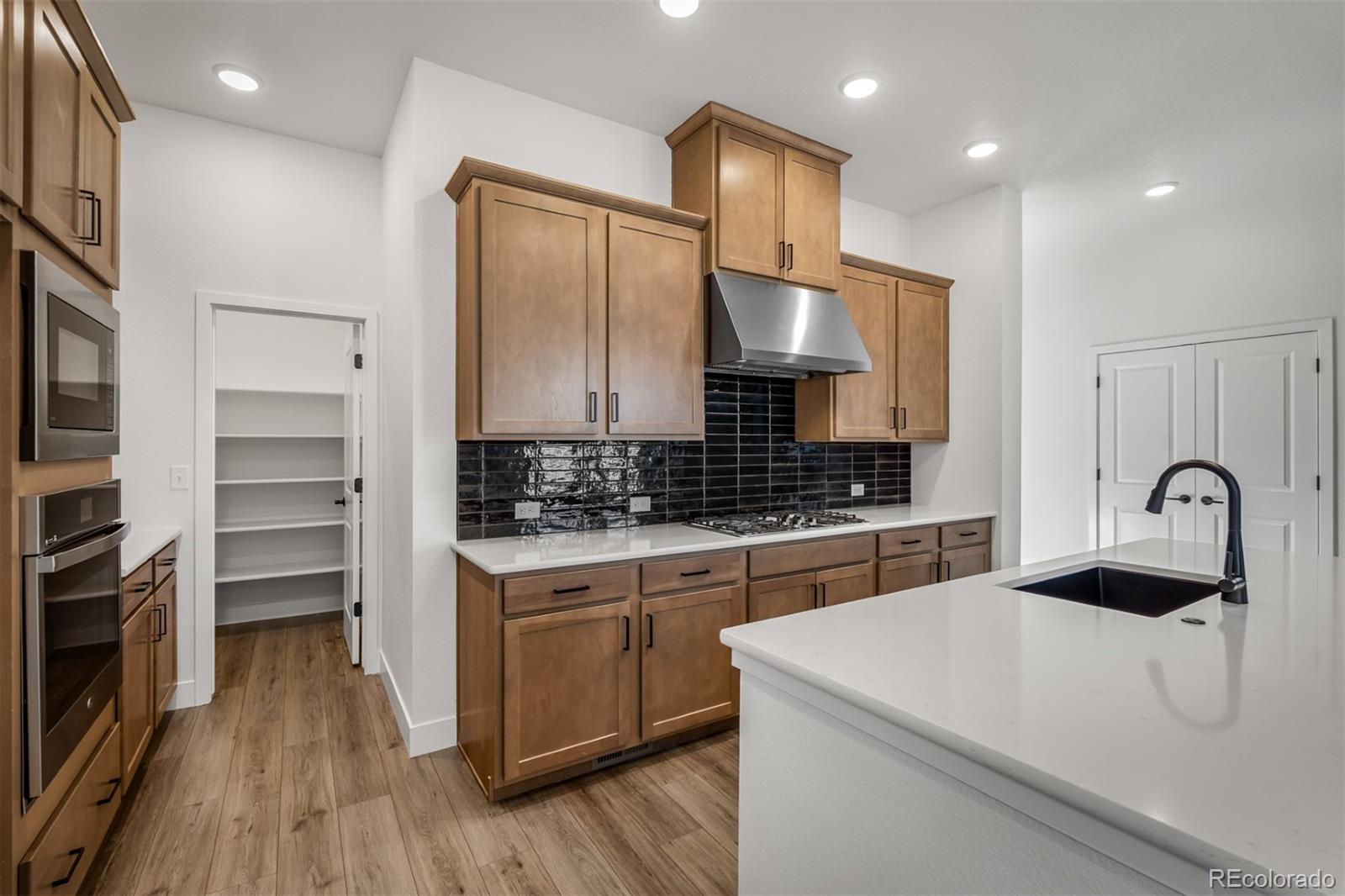 MLS Image #5 for 8916  wolf valley drive,colorado springs, Colorado
