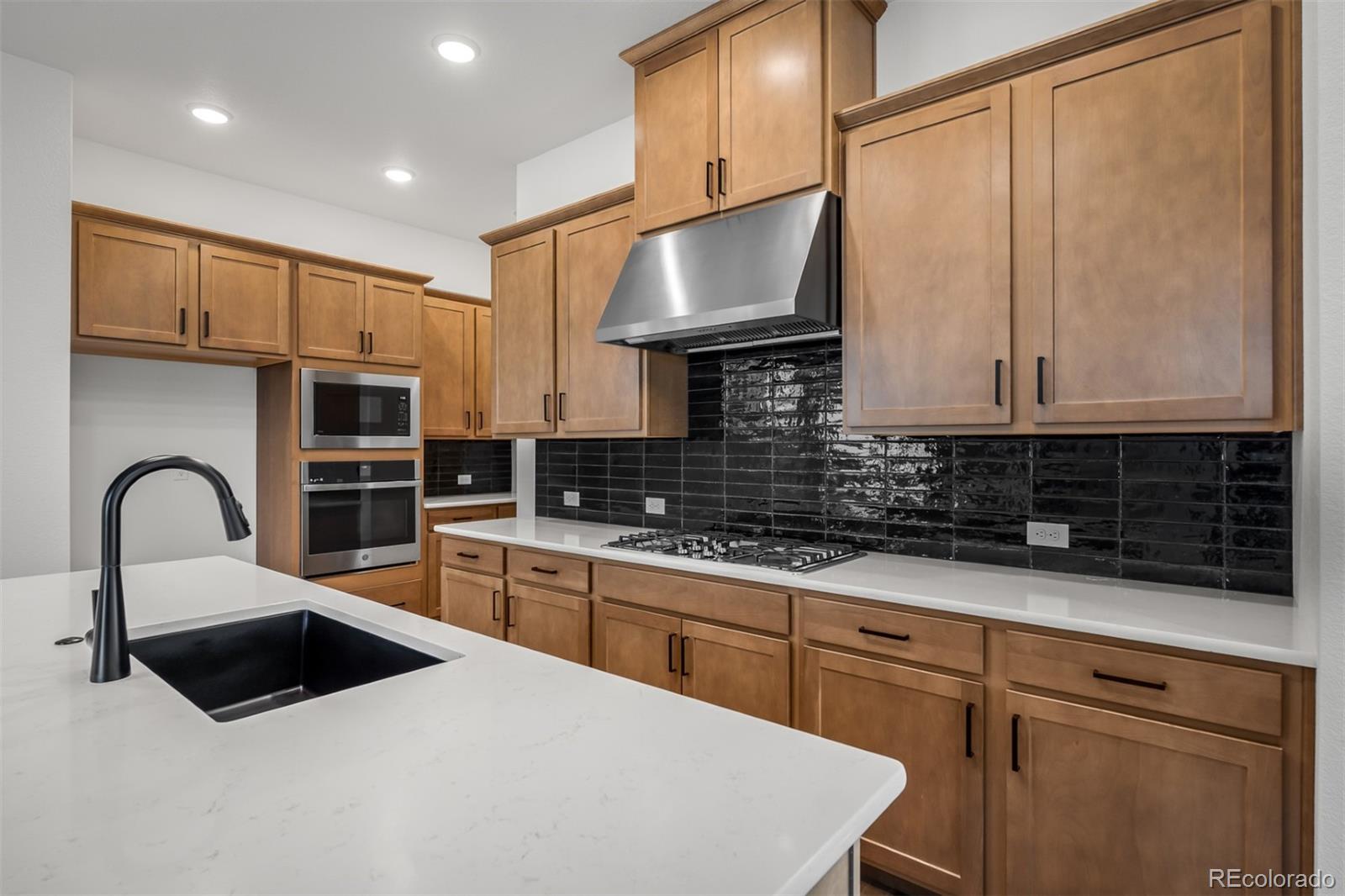 MLS Image #7 for 8916  wolf valley drive,colorado springs, Colorado