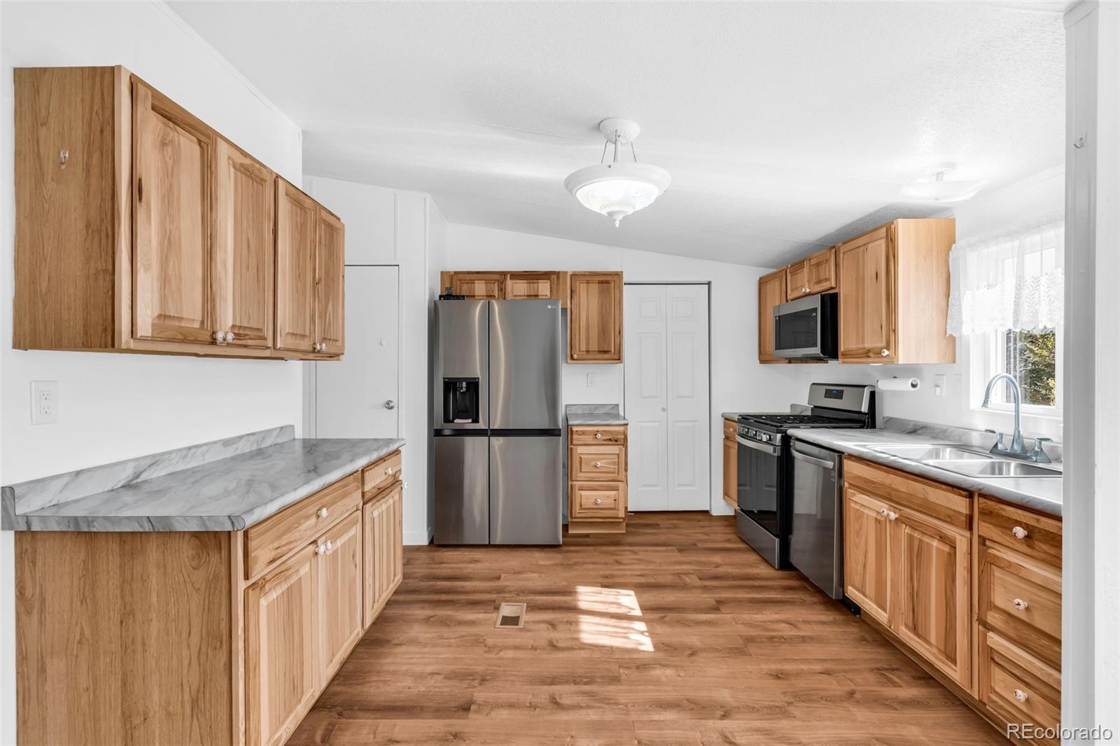 MLS Image #11 for 2401  central avenue,canon city, Colorado