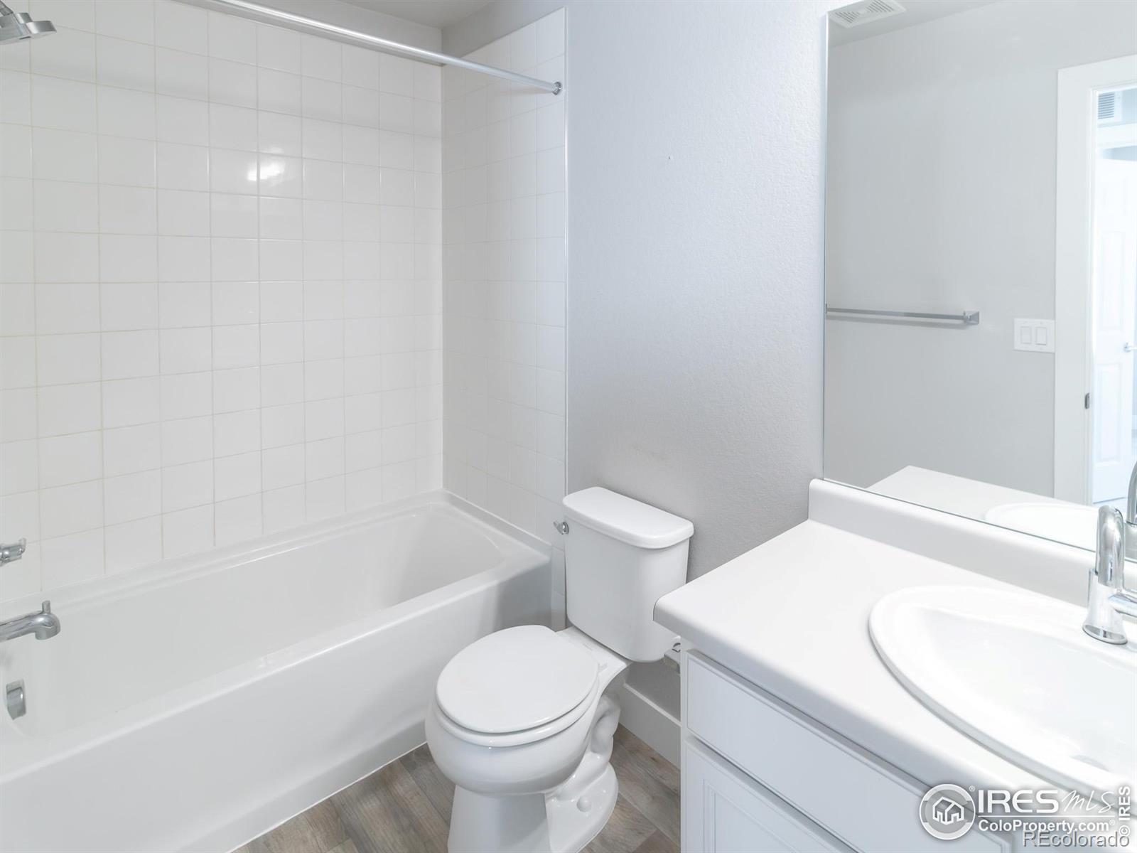 MLS Image #15 for 16069 e elk drive ,denver, Colorado