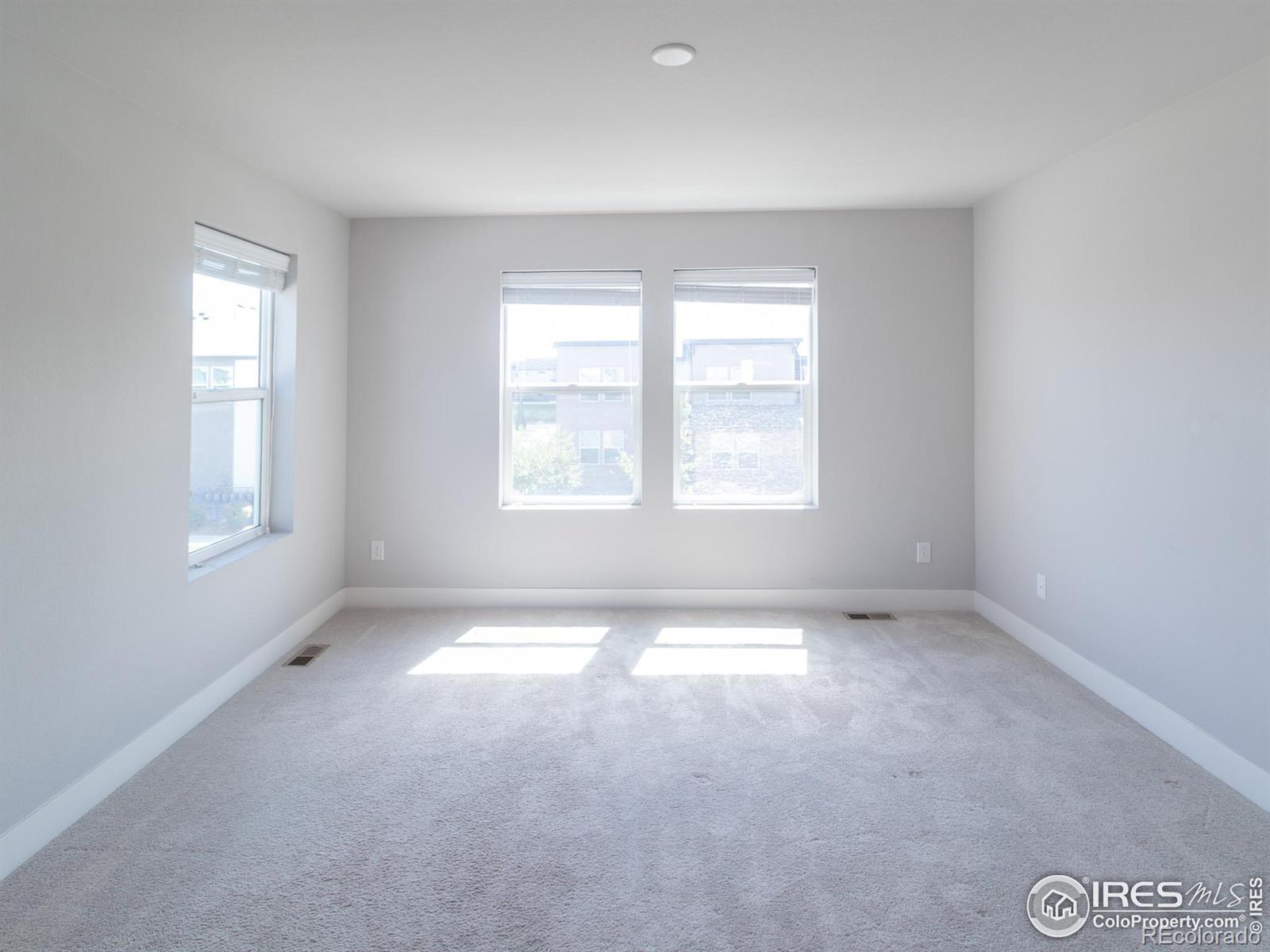 MLS Image #8 for 16069 e elk drive ,denver, Colorado