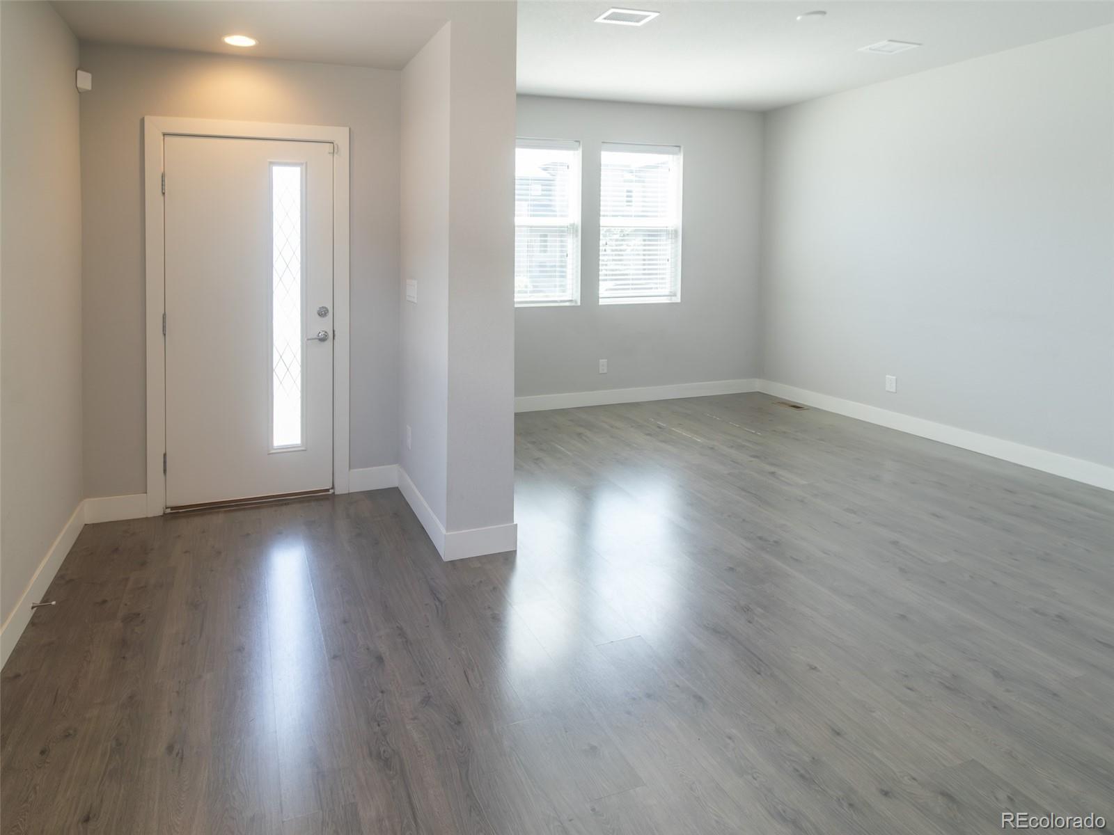 MLS Image #4 for 16069 e elk drive ,denver, Colorado