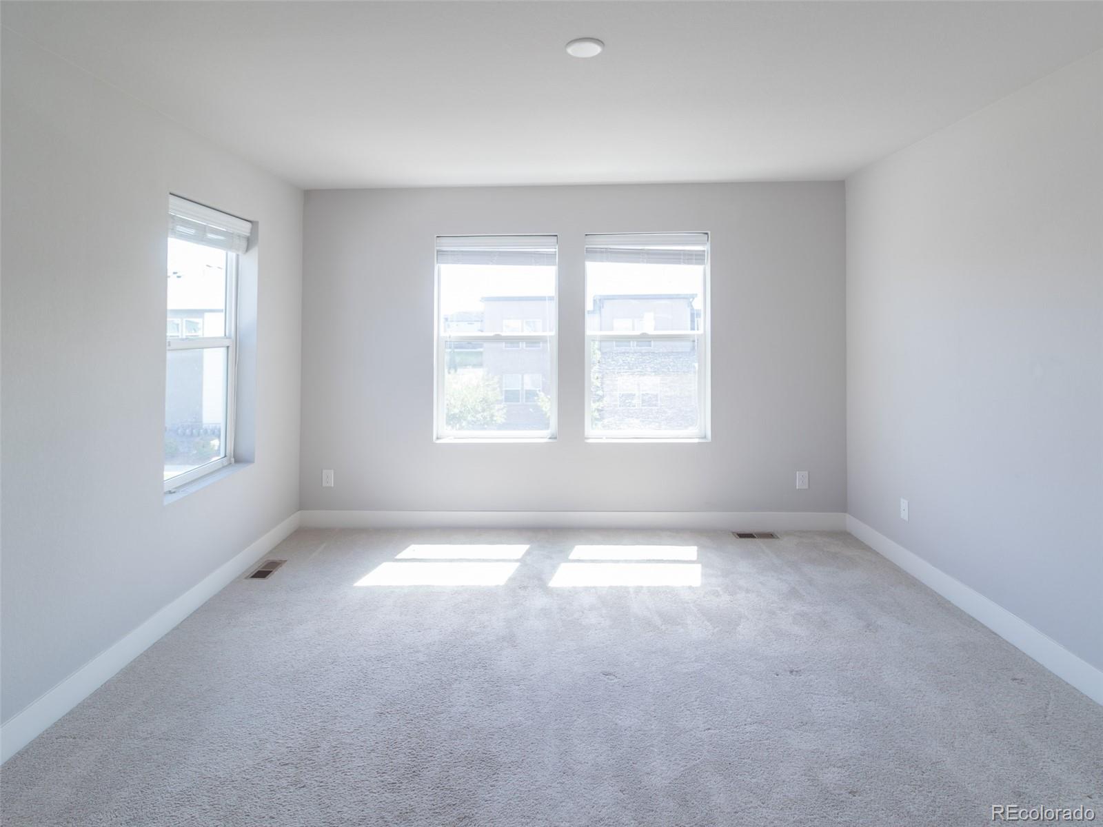 MLS Image #8 for 16069 e elk drive ,denver, Colorado