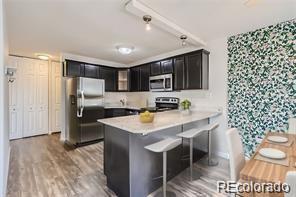 MLS Image #2 for 909 n logan street 4a,denver, Colorado