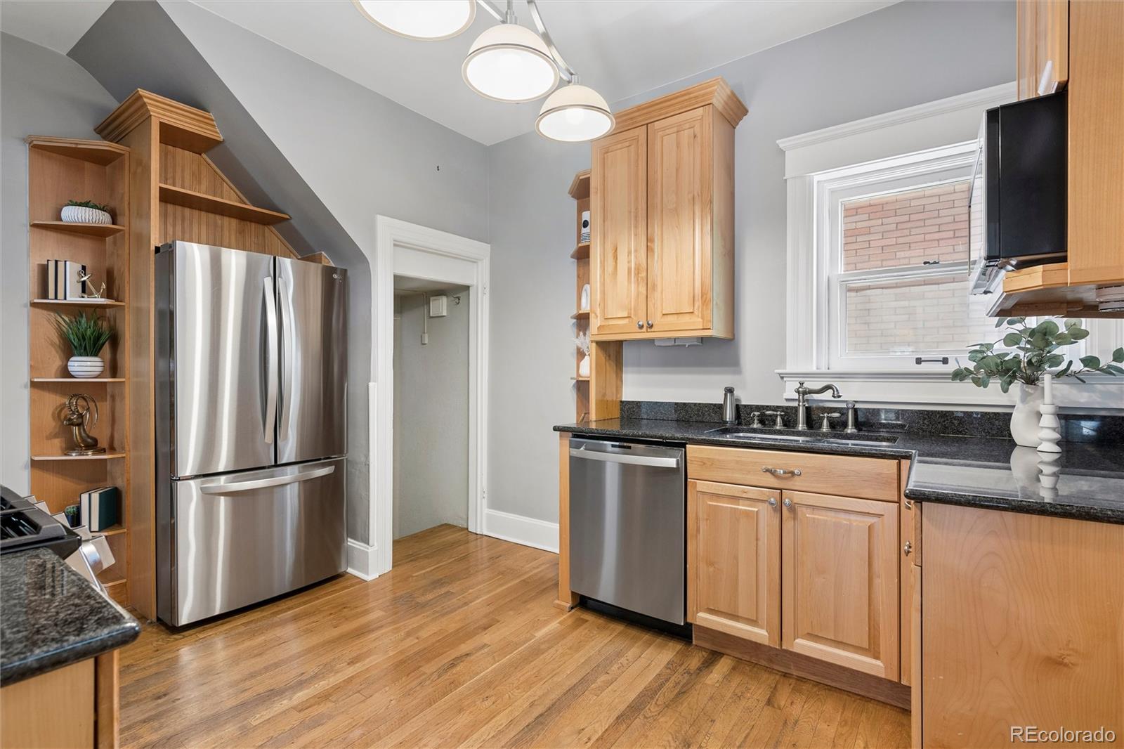 MLS Image #10 for 1000 e 7th avenue,denver, Colorado