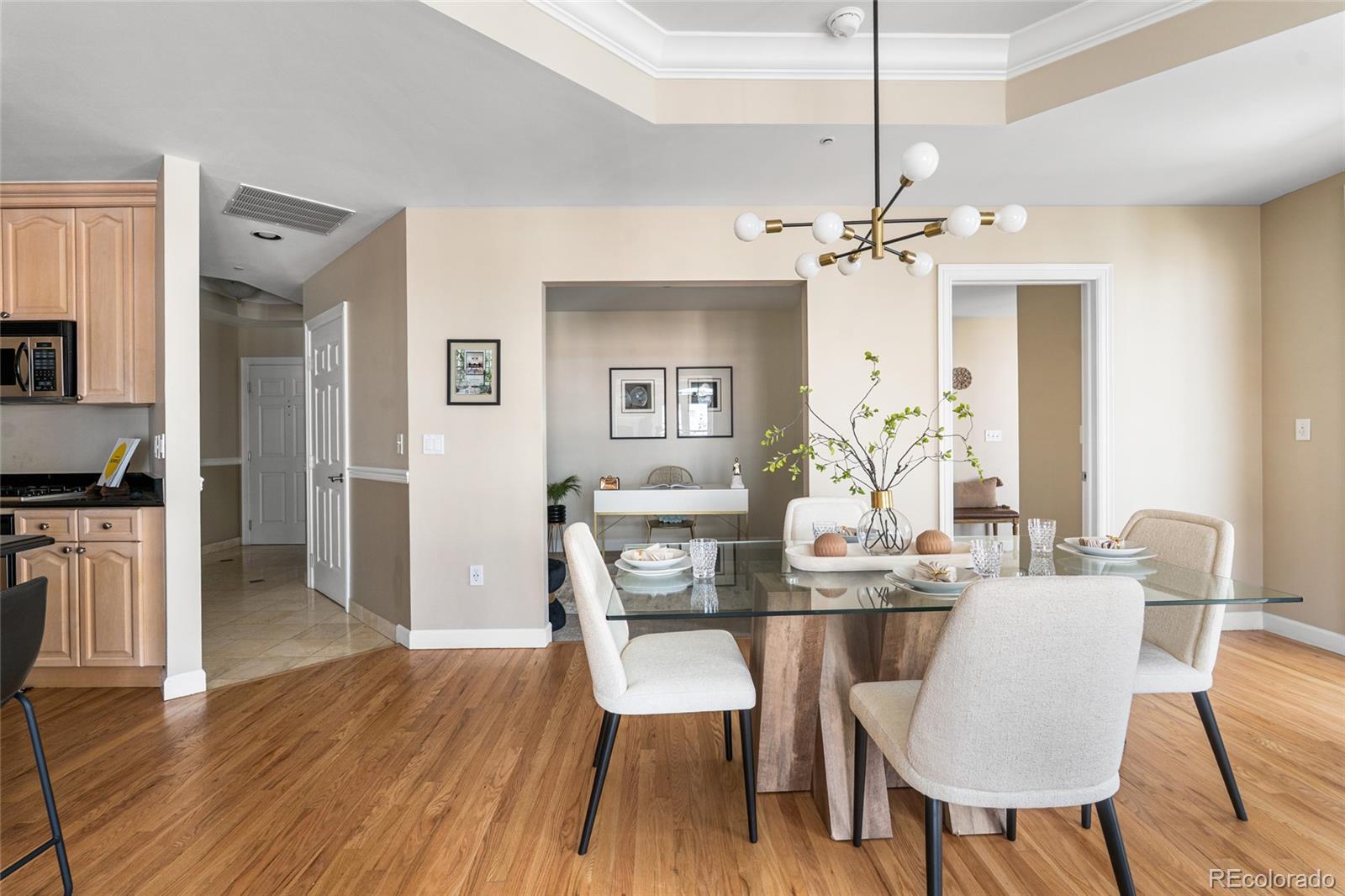 MLS Image #16 for 1827 n grant street,denver, Colorado
