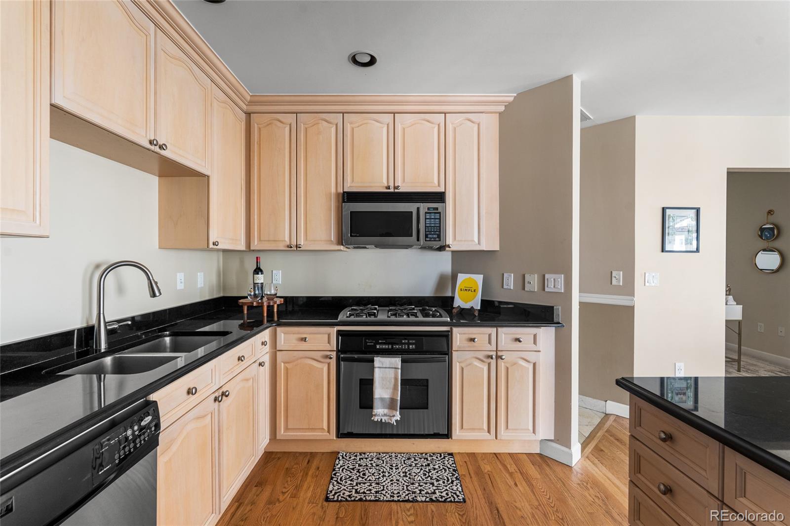 MLS Image #22 for 1827 n grant street,denver, Colorado