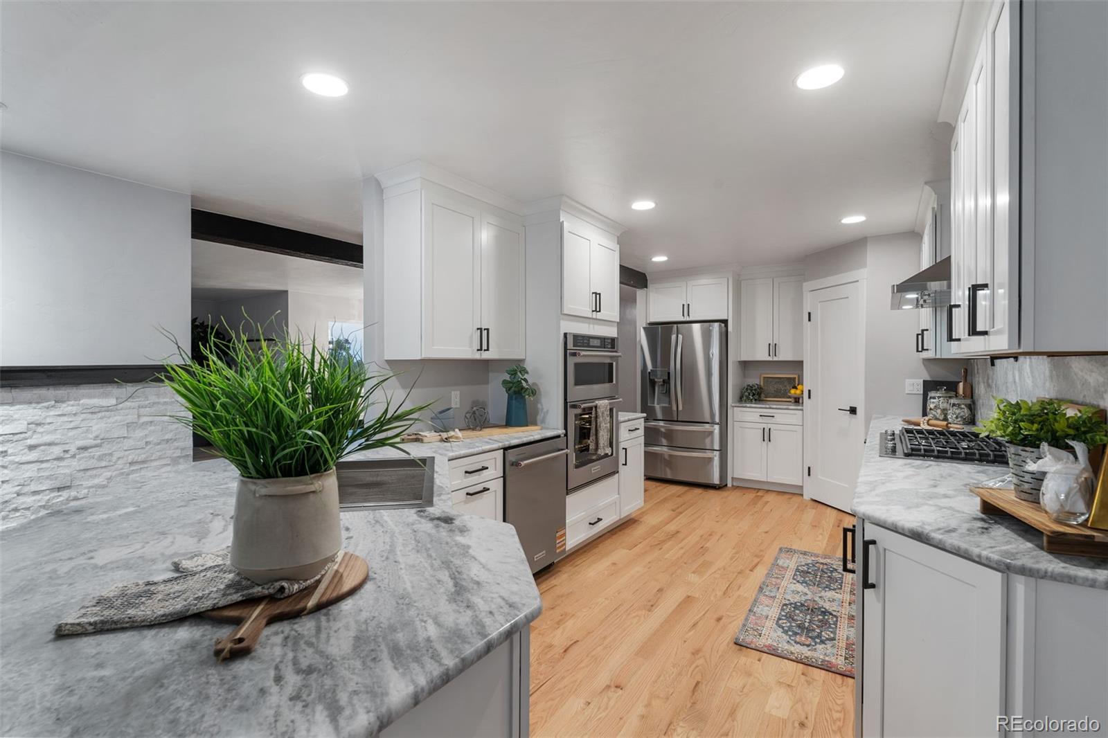 MLS Image #11 for 526  penrose boulevard,colorado springs, Colorado