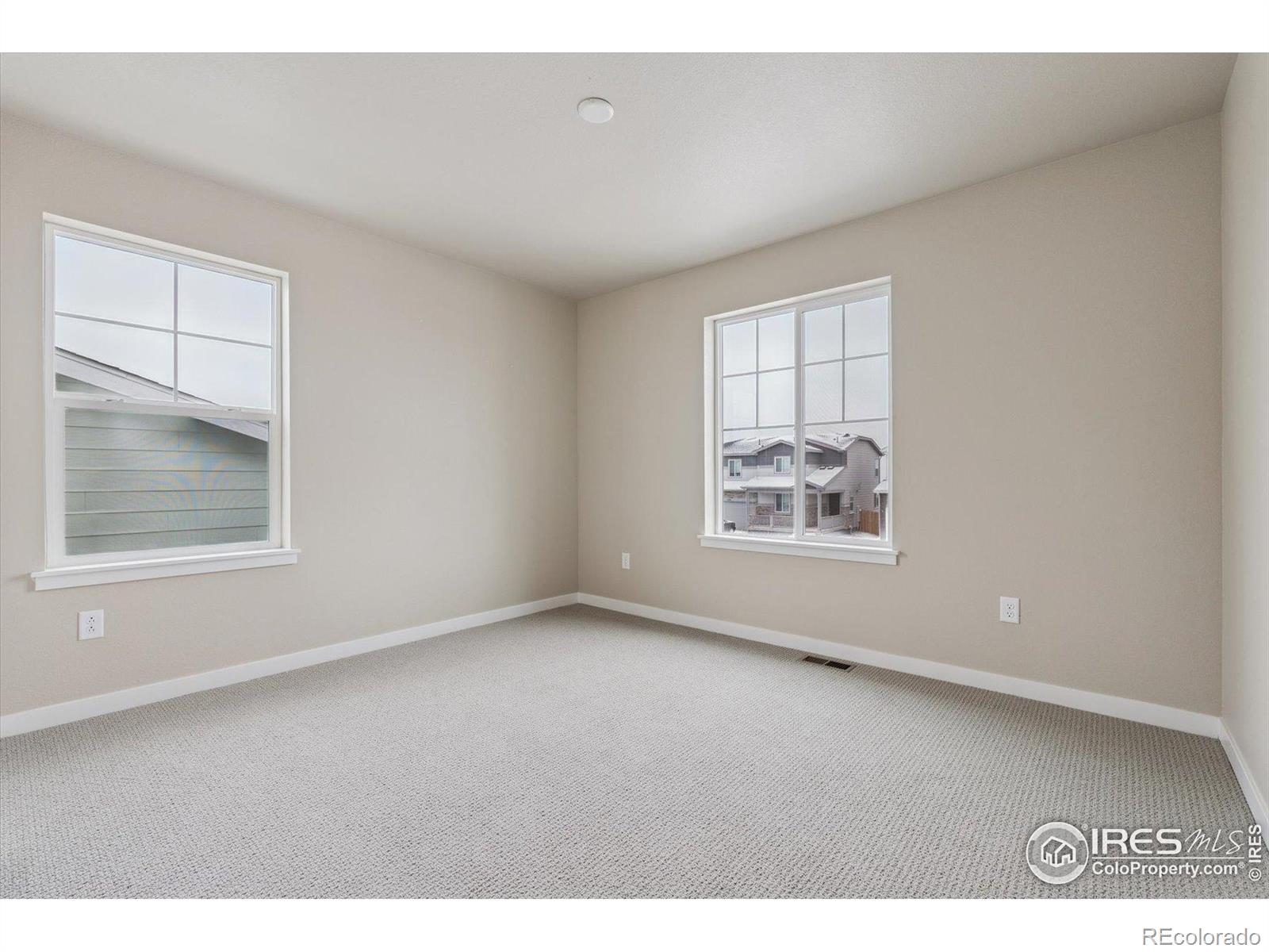 MLS Image #25 for 944  harvard street,johnstown, Colorado