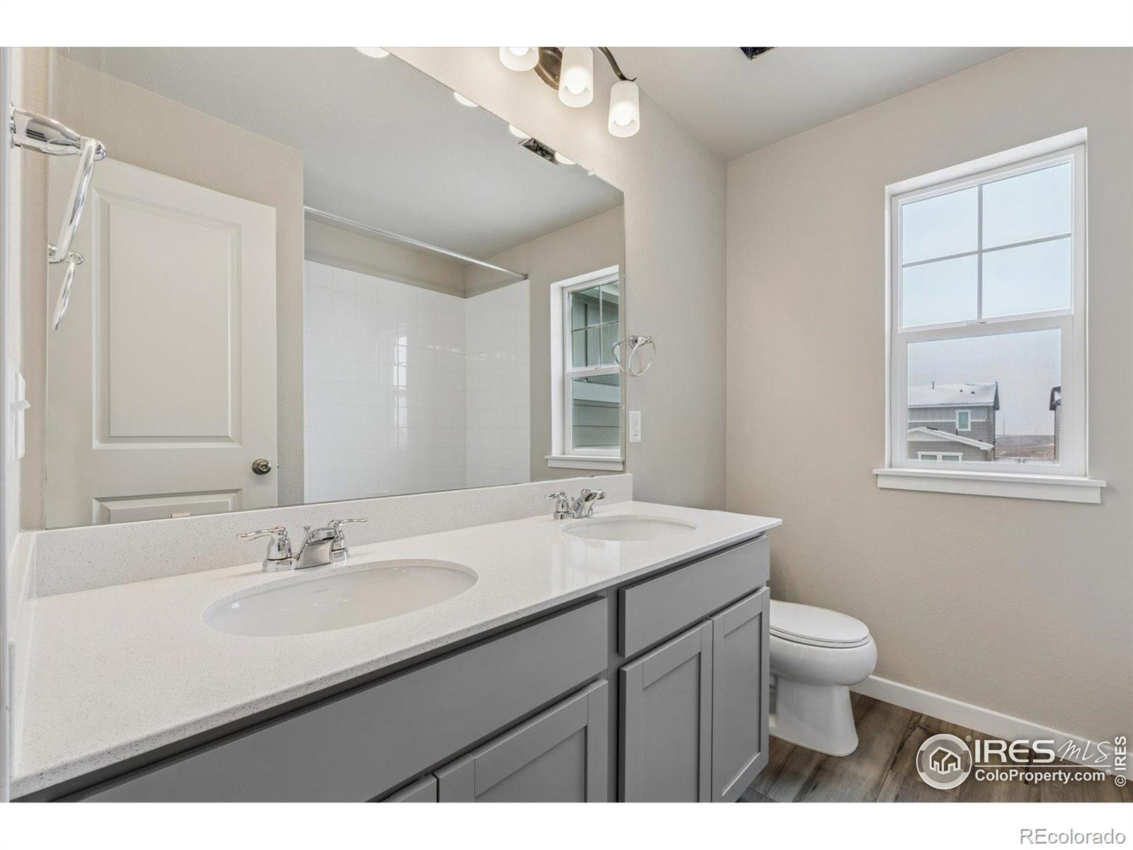 MLS Image #28 for 944  harvard street,johnstown, Colorado