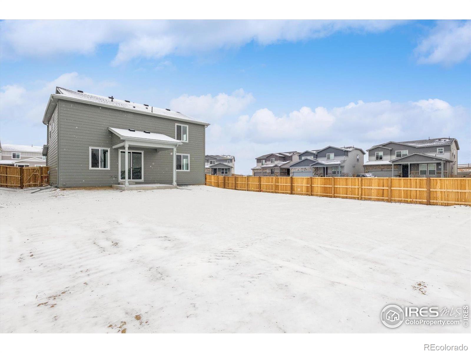 MLS Image #43 for 944  harvard street,johnstown, Colorado