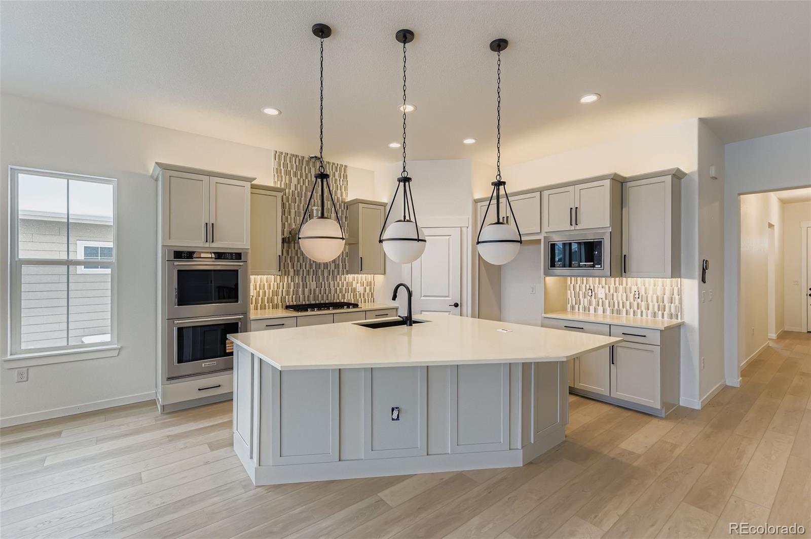 MLS Image #8 for 8895 s riviera way,aurora, Colorado