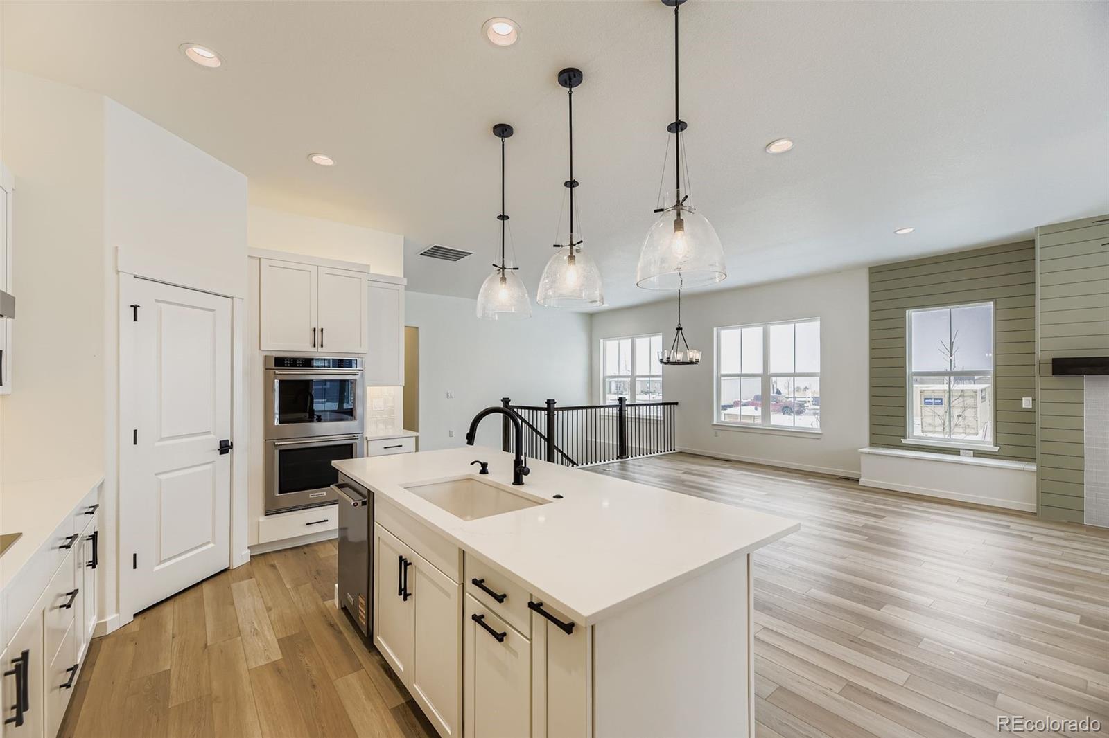 MLS Image #10 for 8902 s riviera way,aurora, Colorado