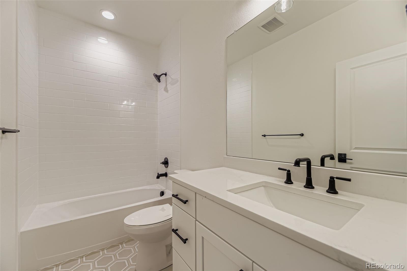 MLS Image #20 for 8902 s riviera way,aurora, Colorado