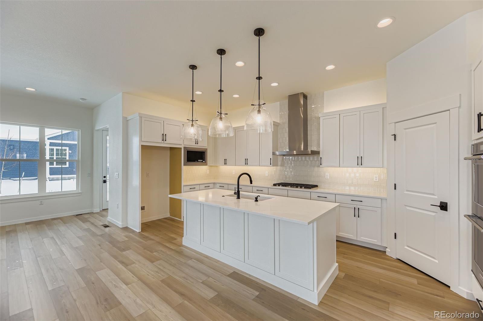 MLS Image #9 for 8902 s riviera way,aurora, Colorado