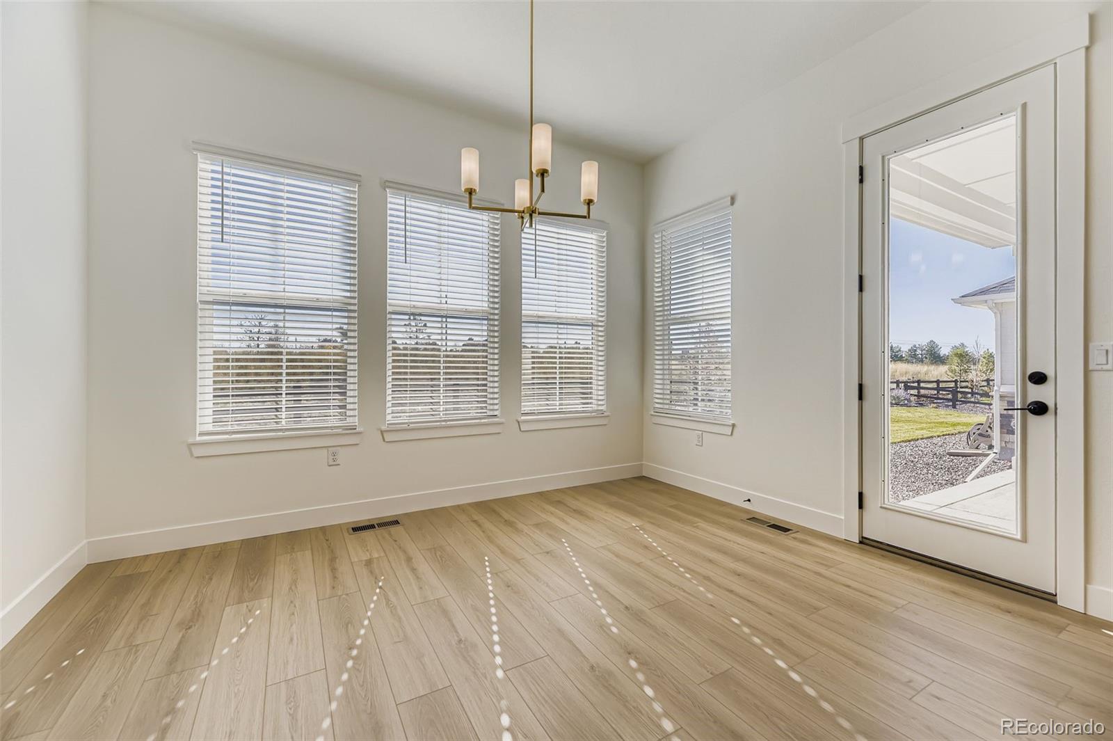 MLS Image #11 for 9046 s shawnee court,aurora, Colorado