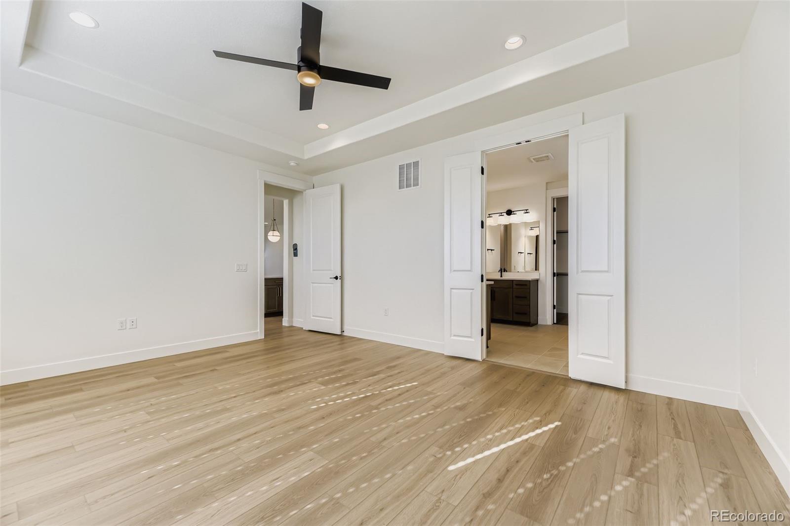 MLS Image #13 for 9046 s shawnee court,aurora, Colorado