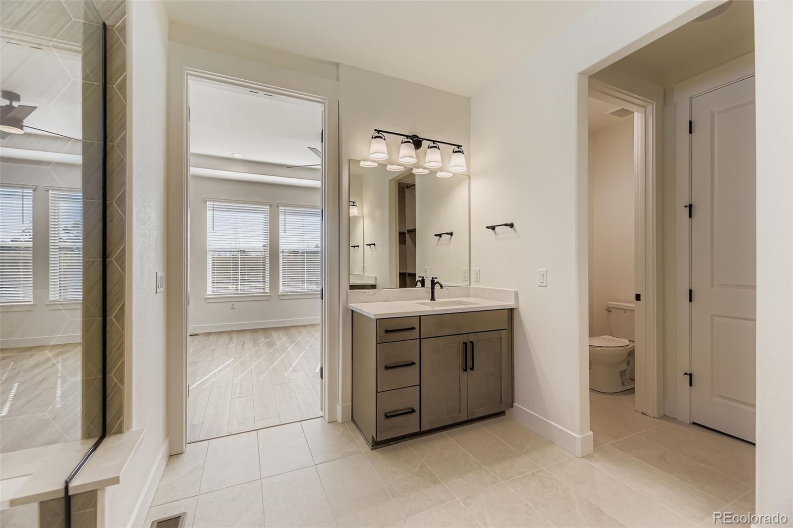 MLS Image #15 for 9046 s shawnee court,aurora, Colorado