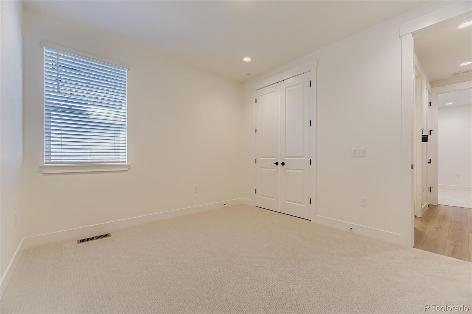 MLS Image #18 for 9046 s shawnee court,aurora, Colorado