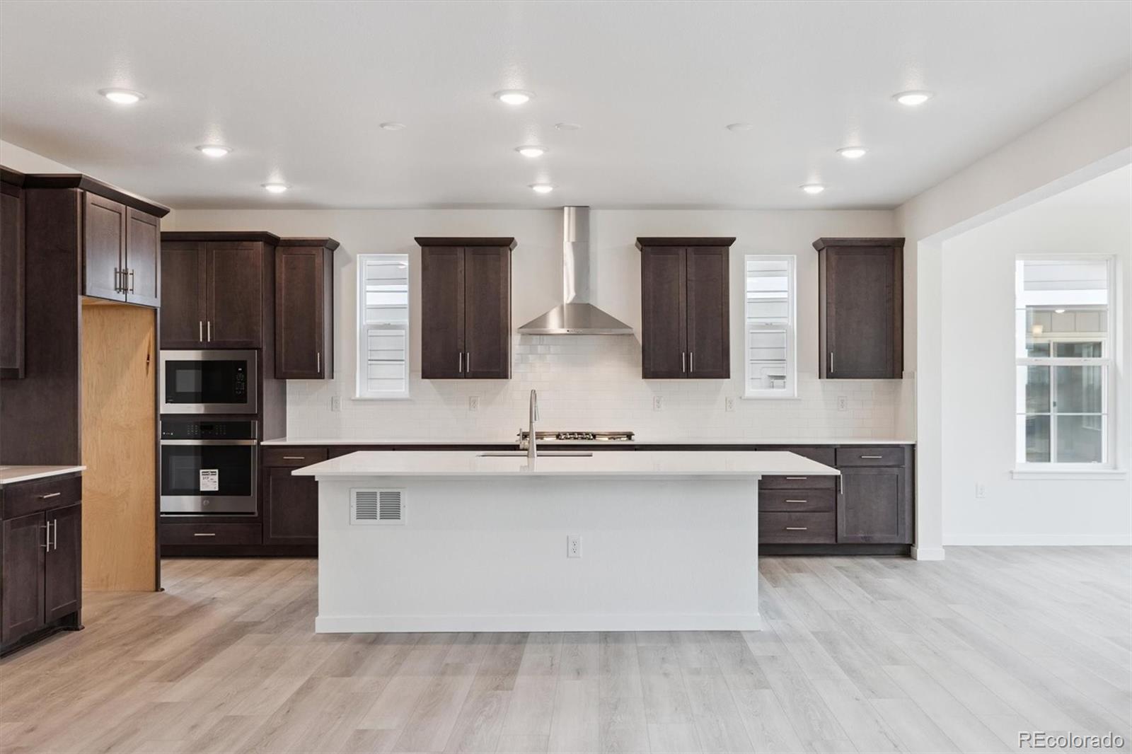 MLS Image #8 for 2144 s ider way,aurora, Colorado