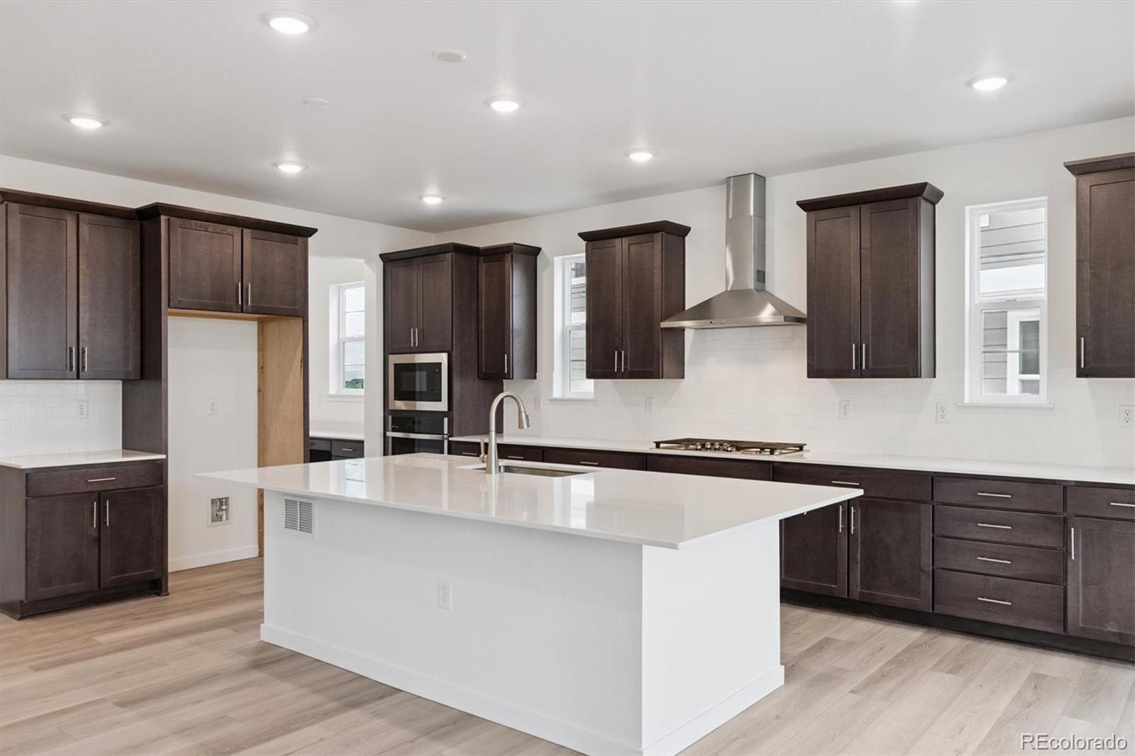 MLS Image #9 for 2144 s ider way,aurora, Colorado
