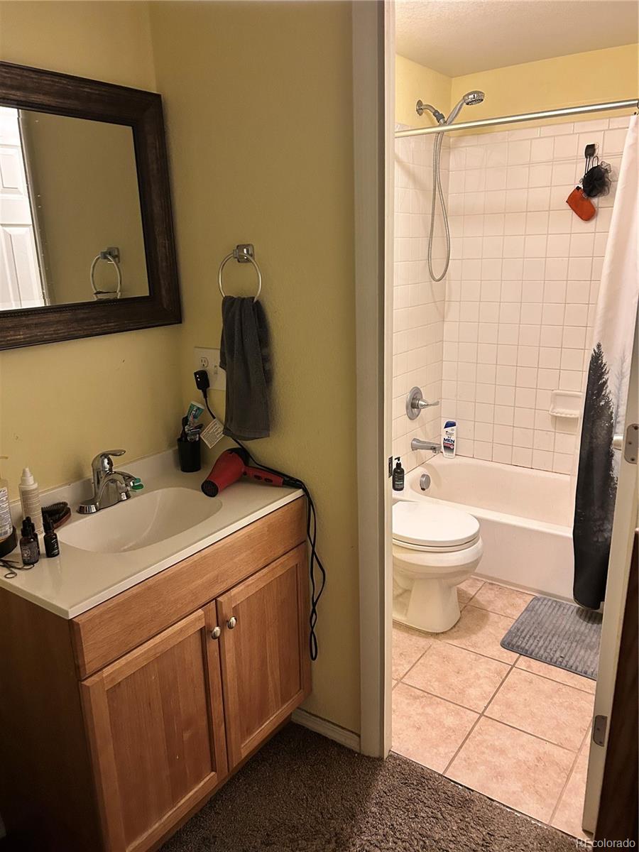 MLS Image #10 for 8824 e florida avenue 105,denver, Colorado