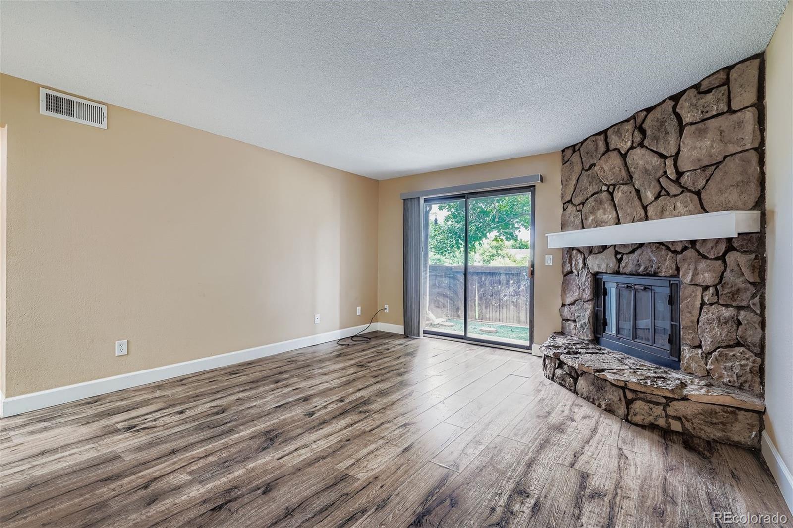 MLS Image #3 for 7720 w 87th drive,arvada, Colorado