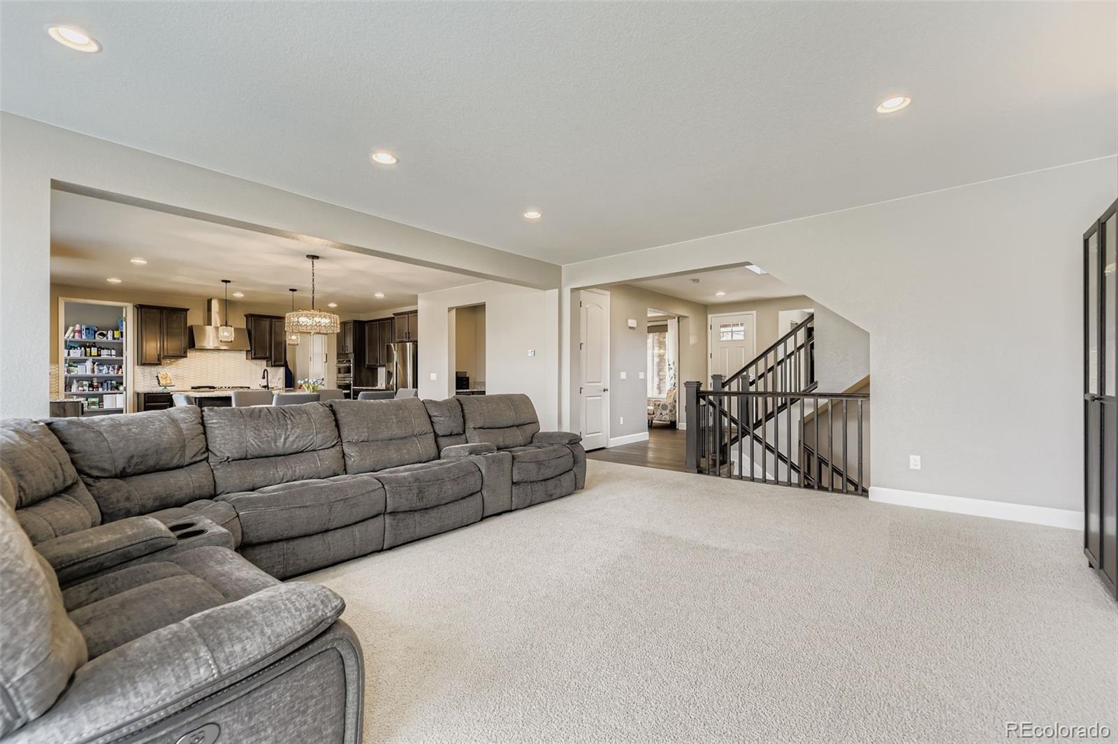 MLS Image #5 for 7994 s kewaunee street,aurora, Colorado