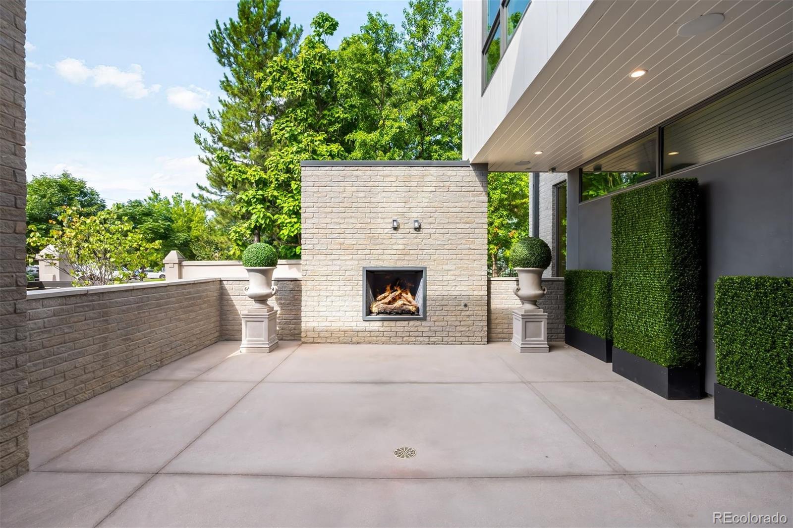 MLS Image #13 for 2655 e cedar avenue,denver, Colorado