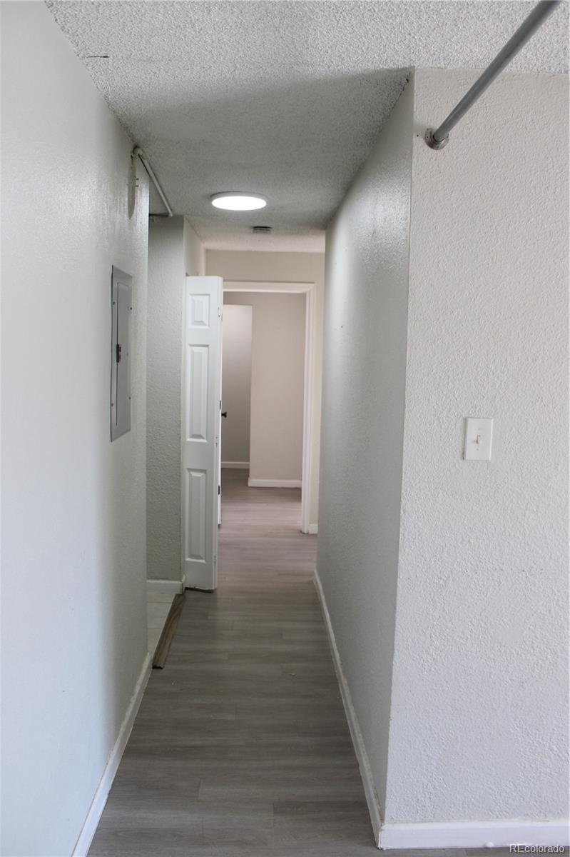 MLS Image #9 for 2375 s linden court,denver, Colorado