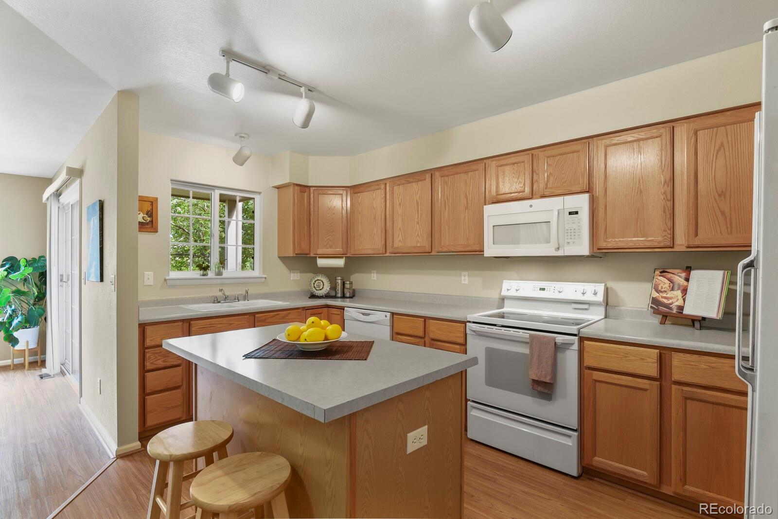 MLS Image #7 for 9663  brentwood way,broomfield, Colorado