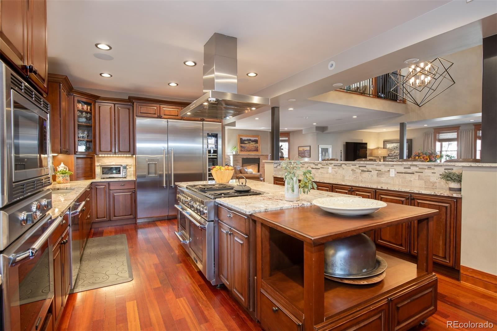 MLS Image #10 for 501 s pearl street,denver, Colorado
