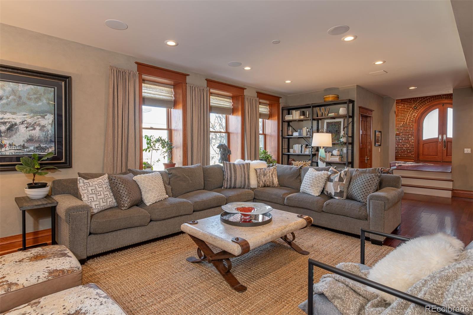 MLS Image #12 for 501 s pearl street,denver, Colorado
