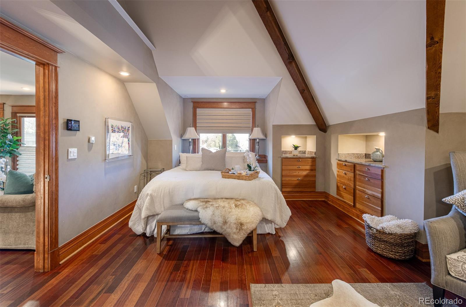 MLS Image #16 for 501 s pearl street,denver, Colorado