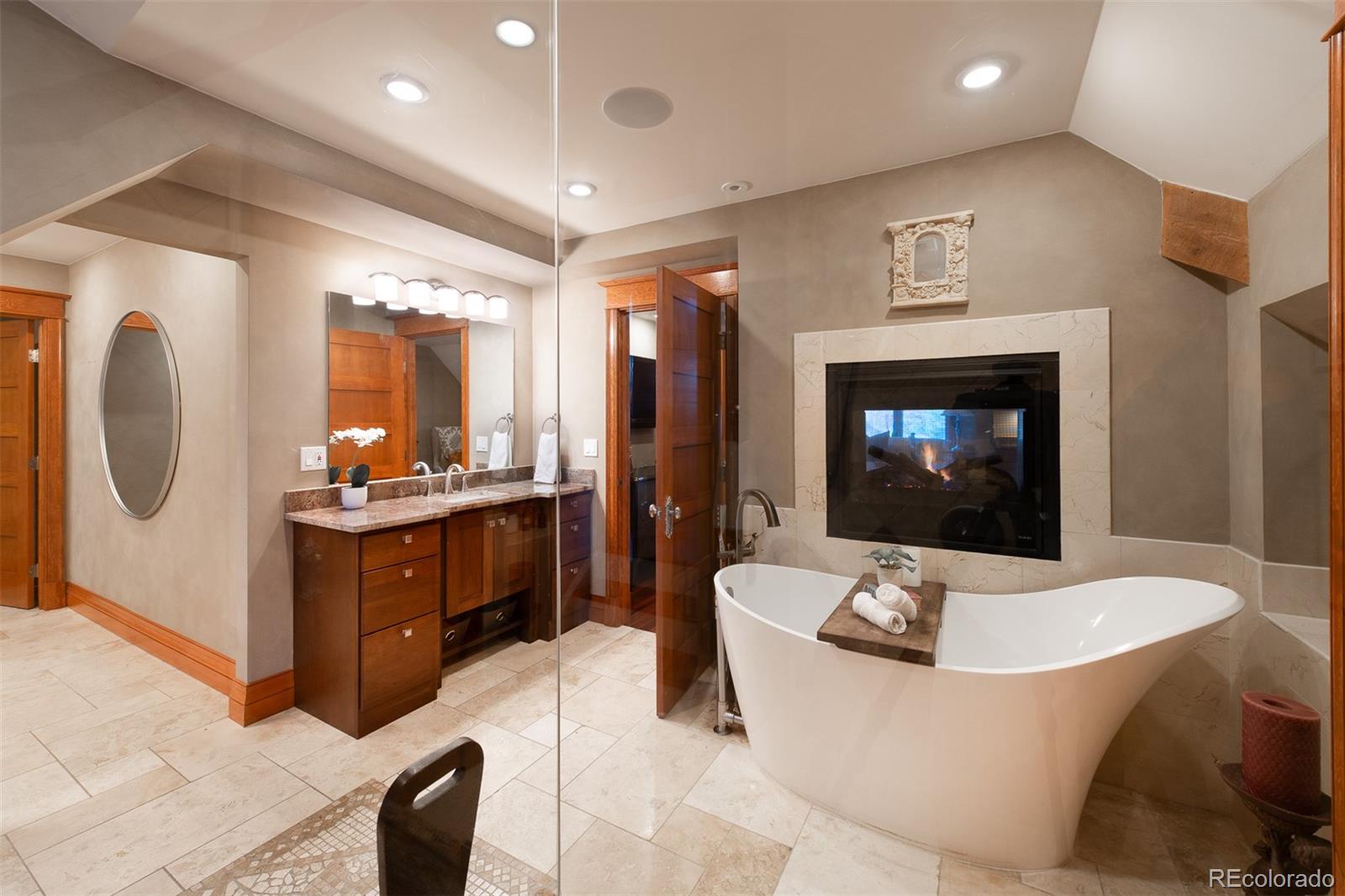 MLS Image #21 for 501 s pearl street,denver, Colorado