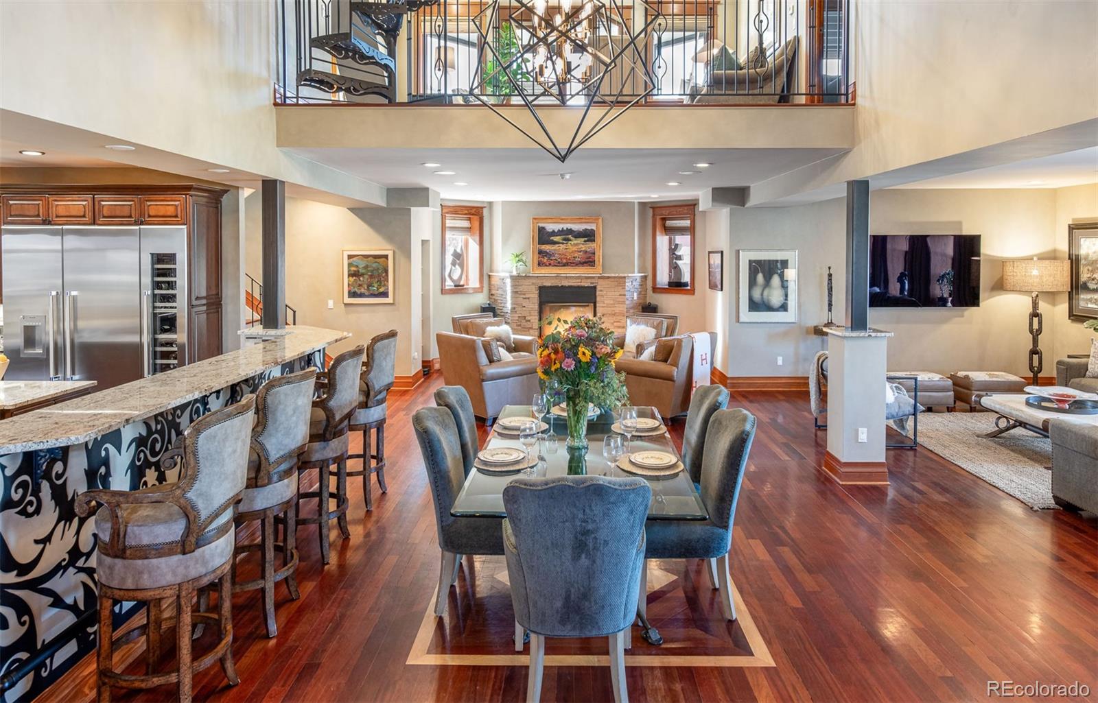 MLS Image #5 for 501 s pearl street,denver, Colorado