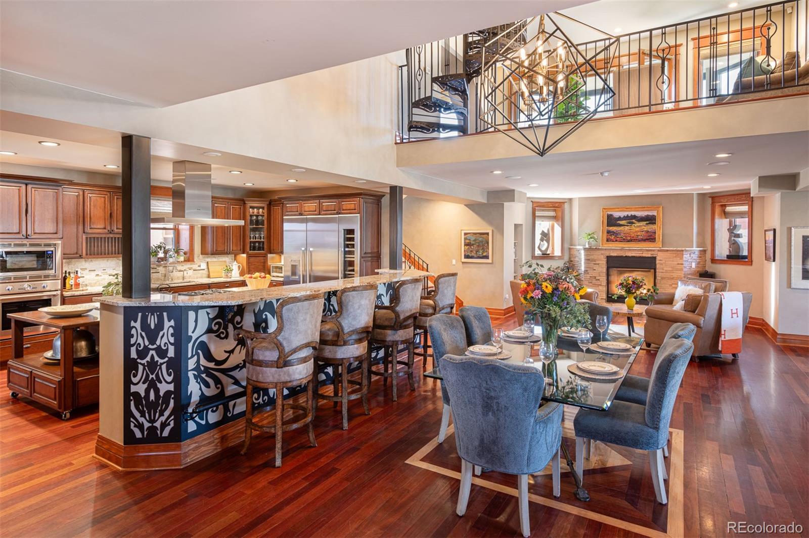 MLS Image #6 for 501 s pearl street,denver, Colorado
