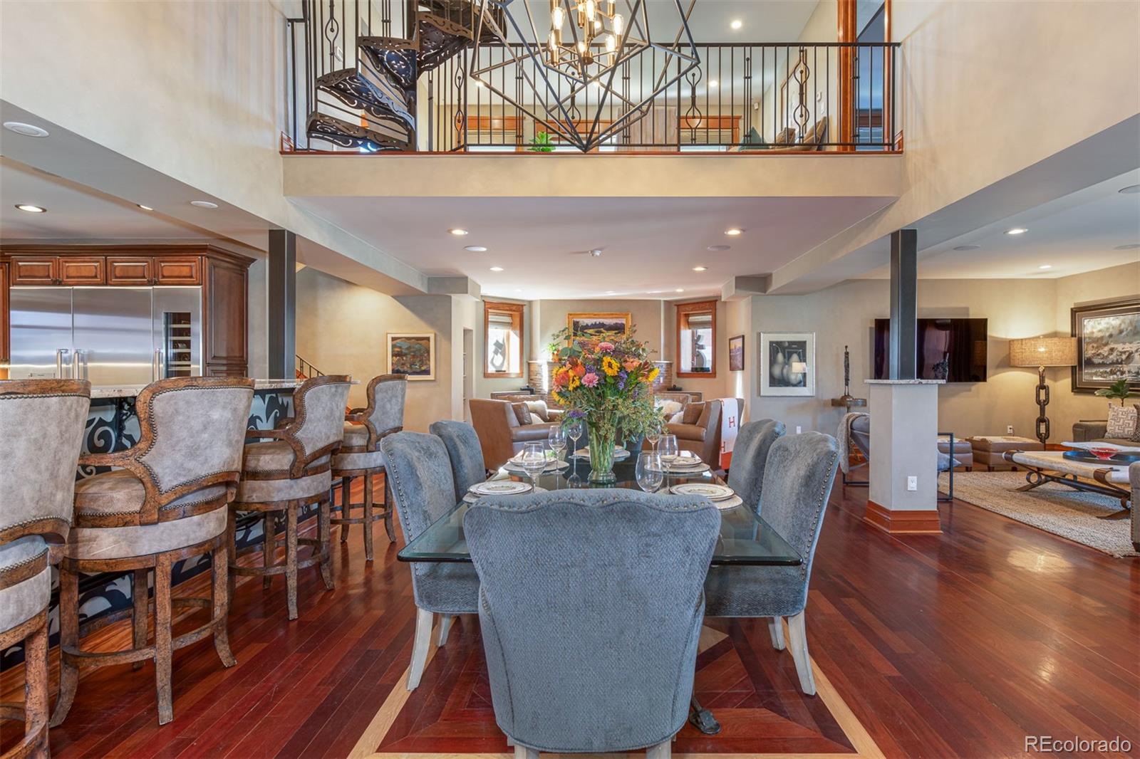 MLS Image #8 for 501 s pearl street,denver, Colorado
