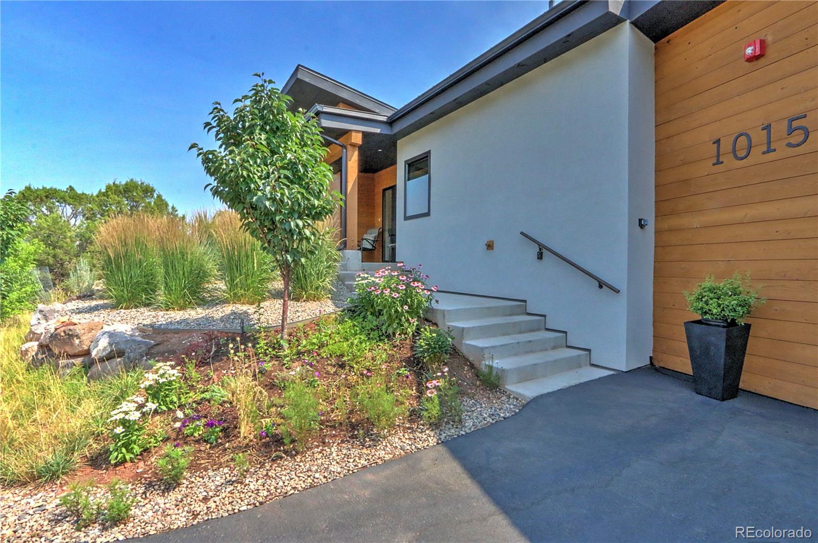 MLS Image #3 for 1015  hidden valley drive,glenwood springs, Colorado