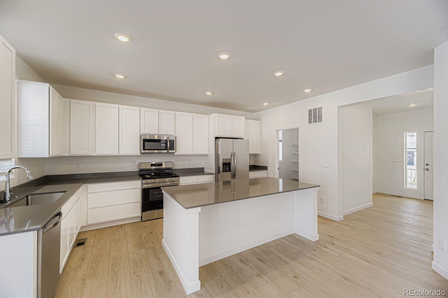 MLS Image #3 for 39837  bradley street,elizabeth, Colorado