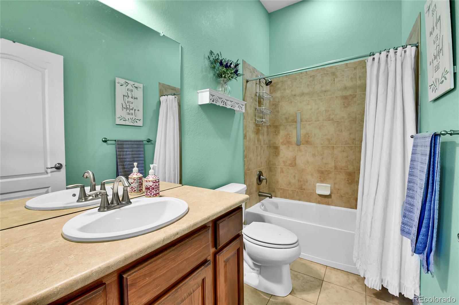 MLS Image #24 for 8200 s blackstone parkway,aurora, Colorado