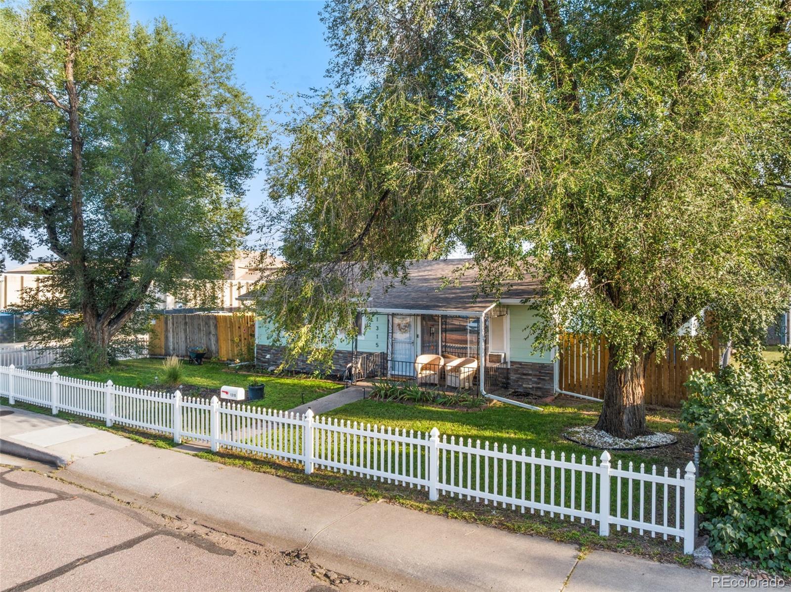MLS Image #5 for 1315  pando avenue,colorado springs, Colorado